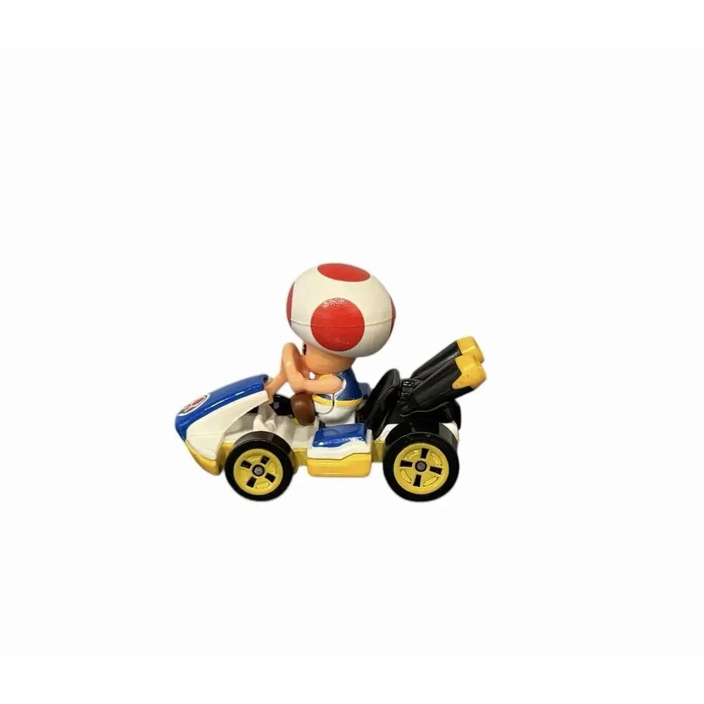 Mario Kart Hot Wheels Toad Standard Kart Die-Cast Car 2.25
